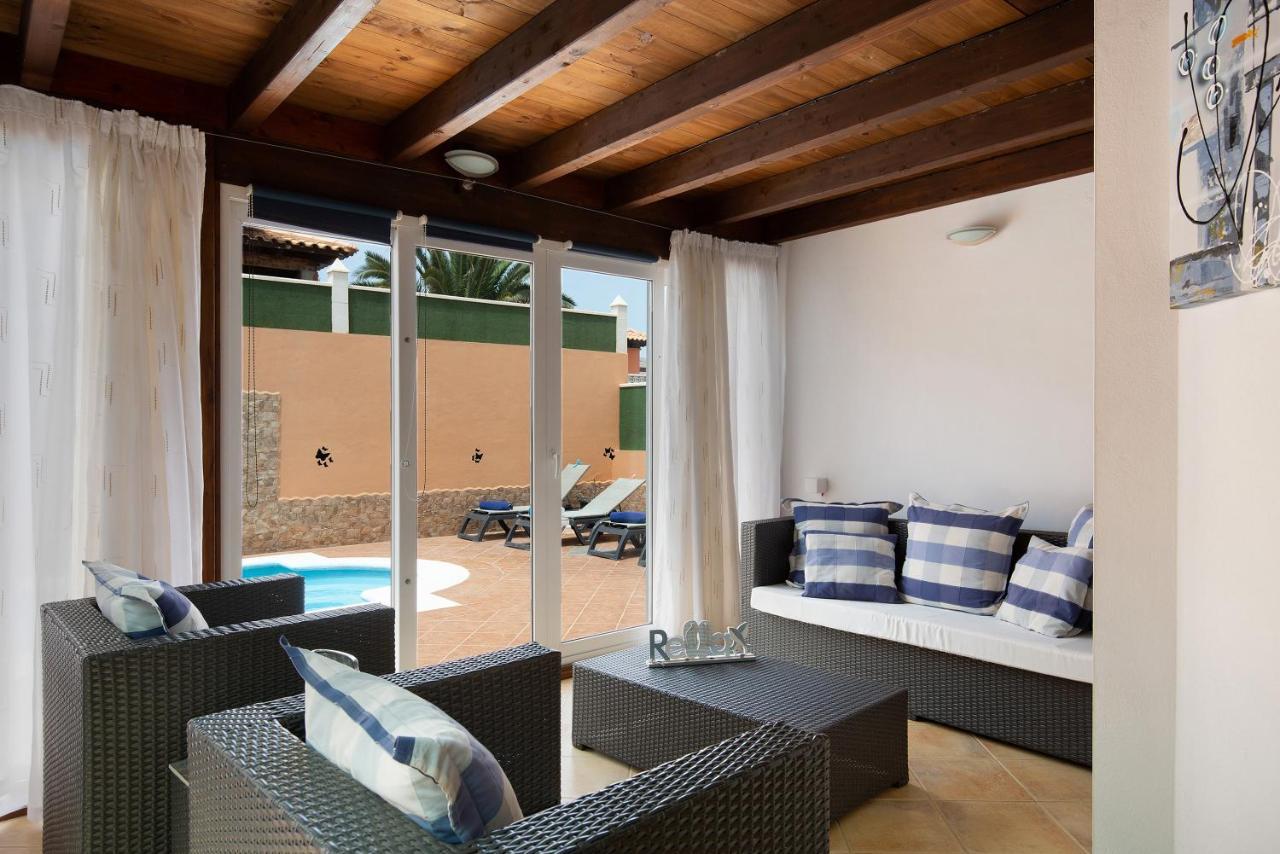 Contenta Villa